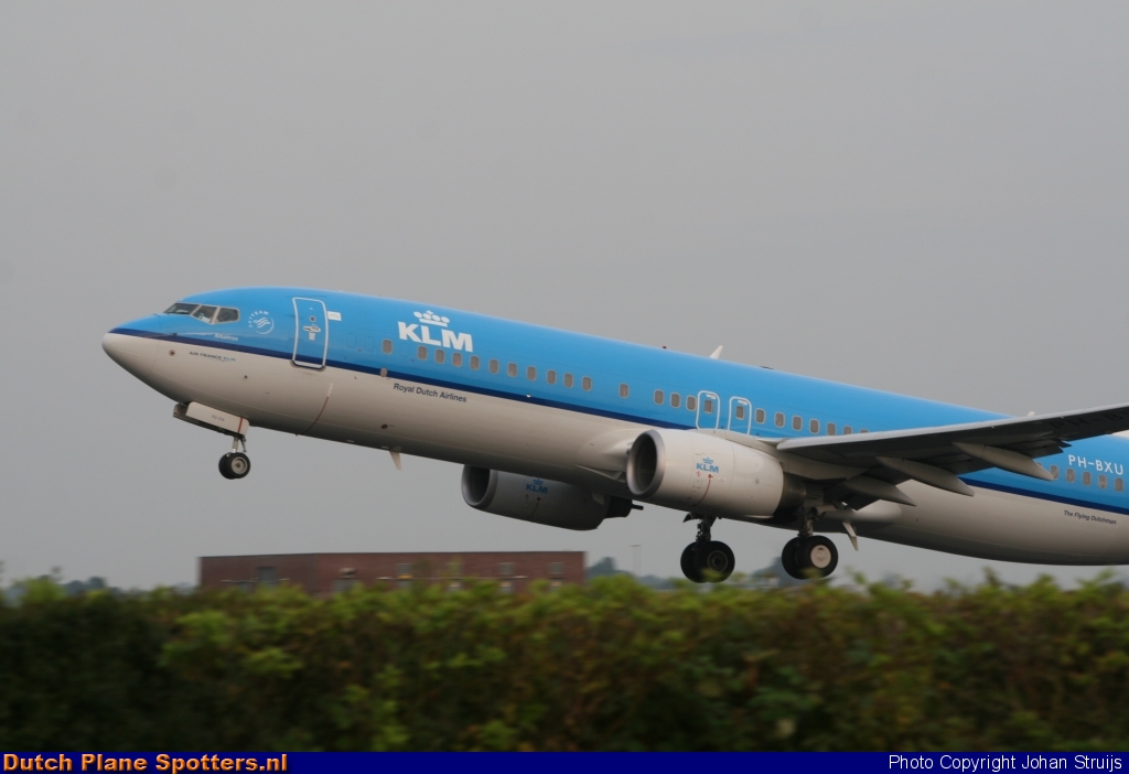 PH-BXU Boeing 737-800 KLM Royal Dutch Airlines by Johan Struijs