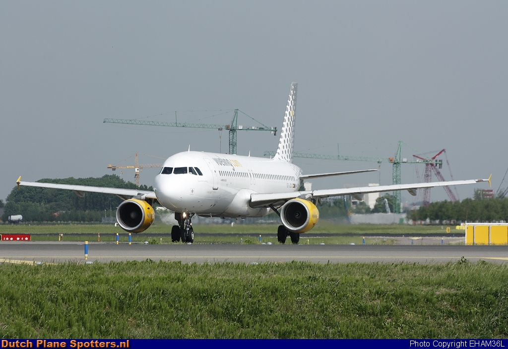 EC-JZQ Airbus A320 Vueling.com by EHAM36L