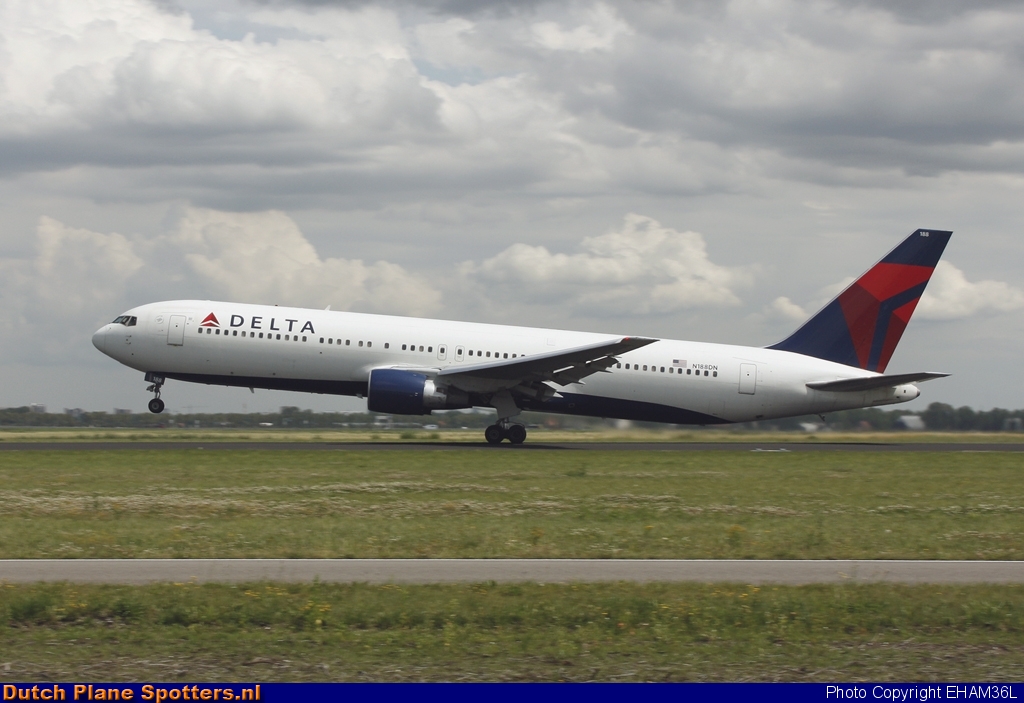 N188DN Boeing 767-300 Delta Airlines by EHAM36L