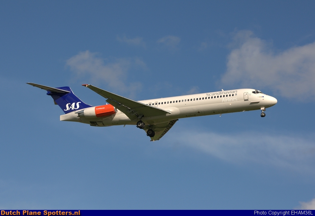 OY-KHU McDonnell Douglas MD-87 SAS Scandinavian Airlines by EHAM36L