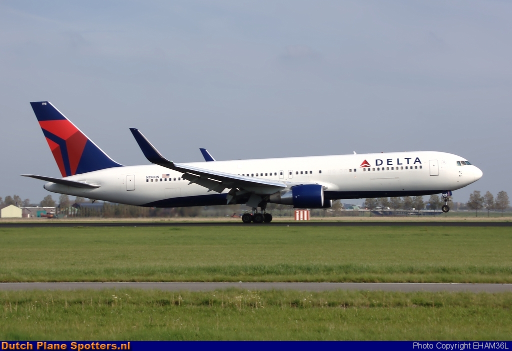N196DN Boeing 767-300 Delta Airlines by EHAM36L