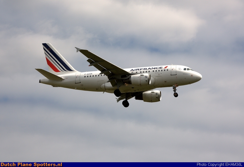 F-GUGK Airbus A318 Air France by EHAM36L