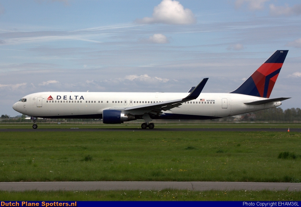 N193DN Boeing 767-300 Delta Airlines by EHAM36L