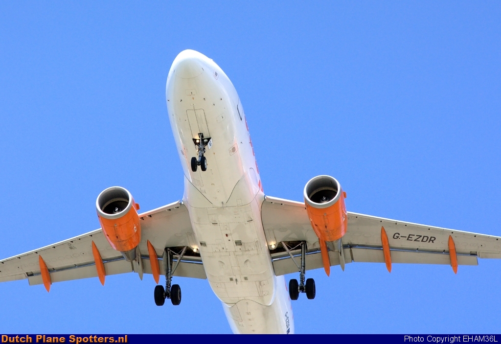G-EZDR Airbus A319 easyJet by EHAM36L