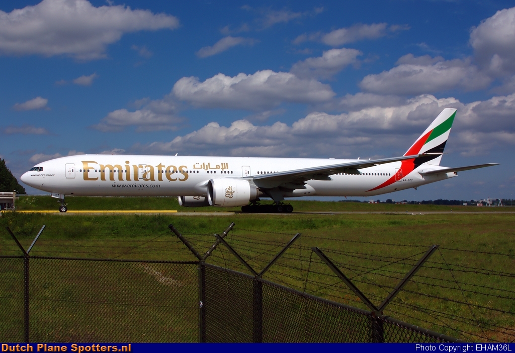 A6-ECT Boeing 777-300 Emirates by EHAM36L