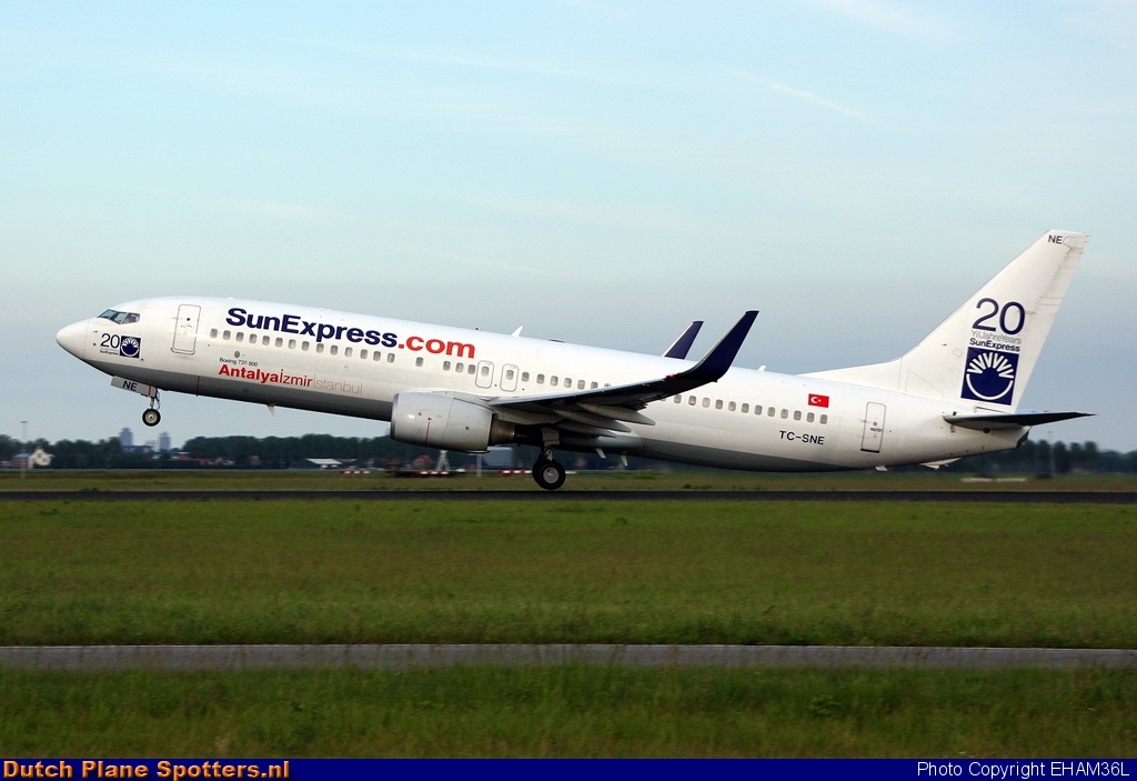 TC-SNE Boeing 737-800 SunExpress by EHAM36L