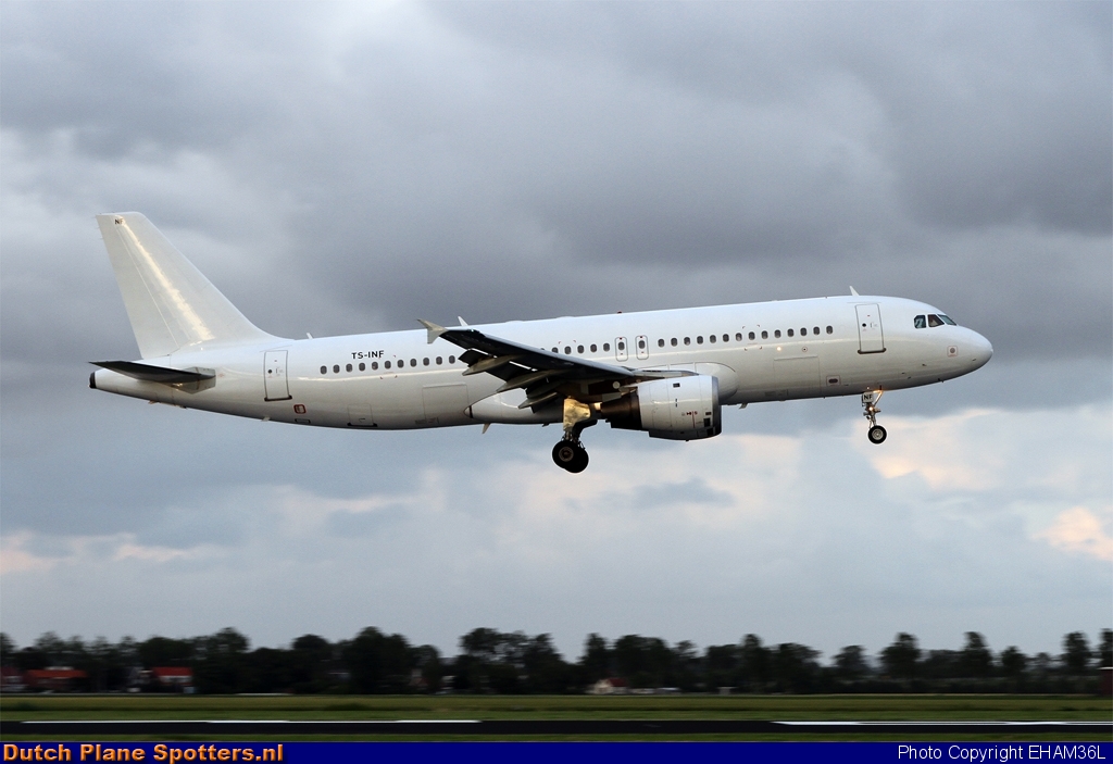 TS-INF Airbus A320 Nouvelair by EHAM36L