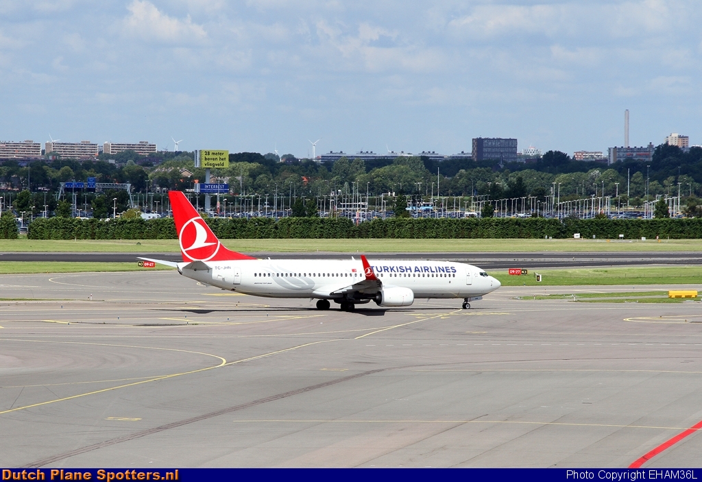 TC-JHN Boeing 737-800 Turkish Airlines by EHAM36L