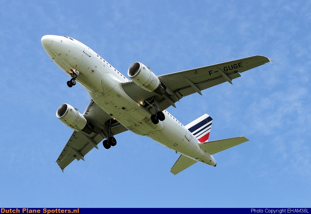 F-GUGE Airbus A318 Air France by EHAM36L
