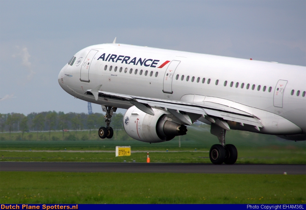 F-GTAZ Airbus A321 Air France by EHAM36L