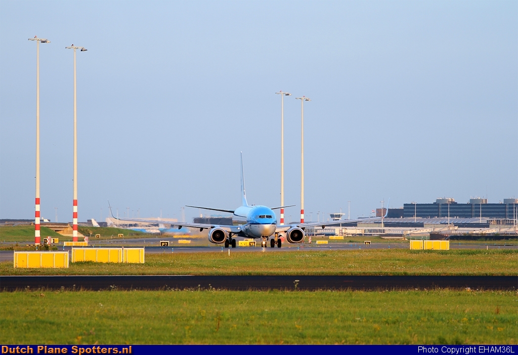 PH-BXN Boeing 737-800 KLM Royal Dutch Airlines by EHAM36L