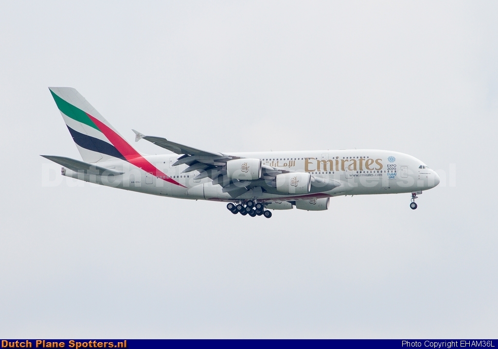 A6-EDJ Airbus A380-800 Emirates by EHAM36L