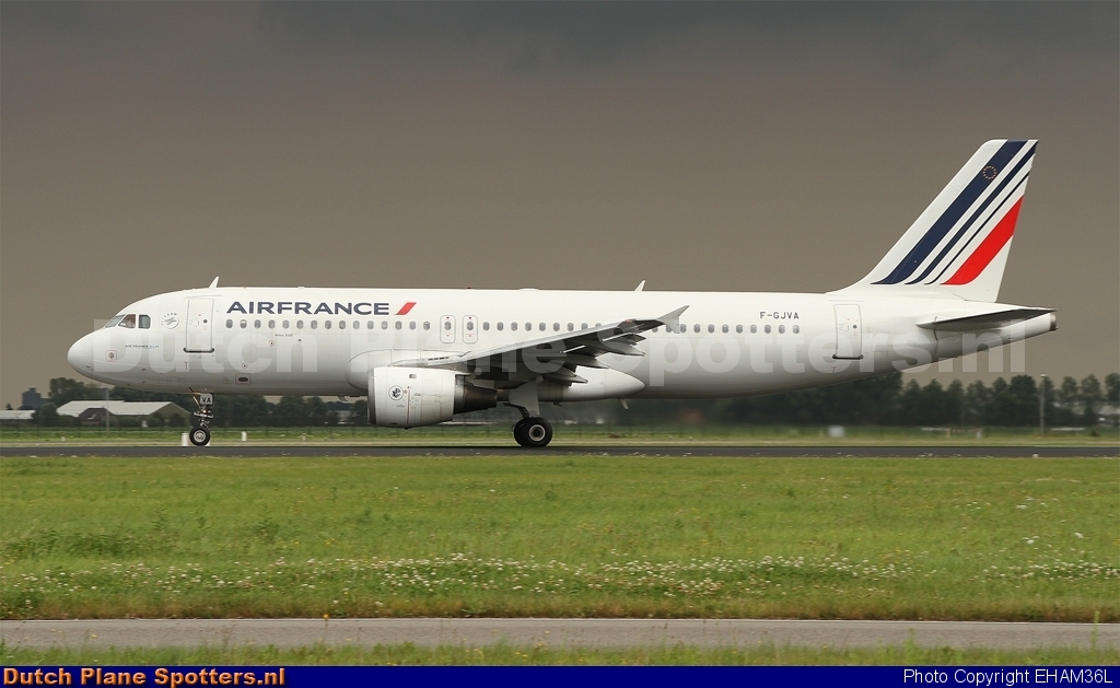 F-GJVA Airbus A320 Air France by EHAM36L