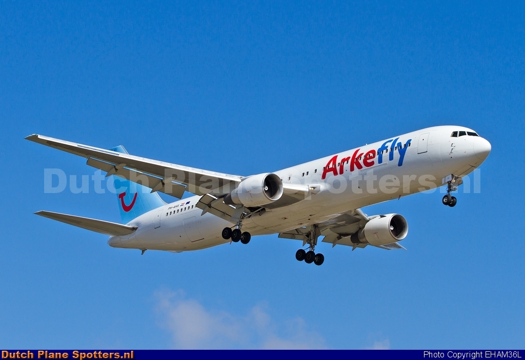 PH-AHX Boeing 767-300 ArkeFly by EHAM36L