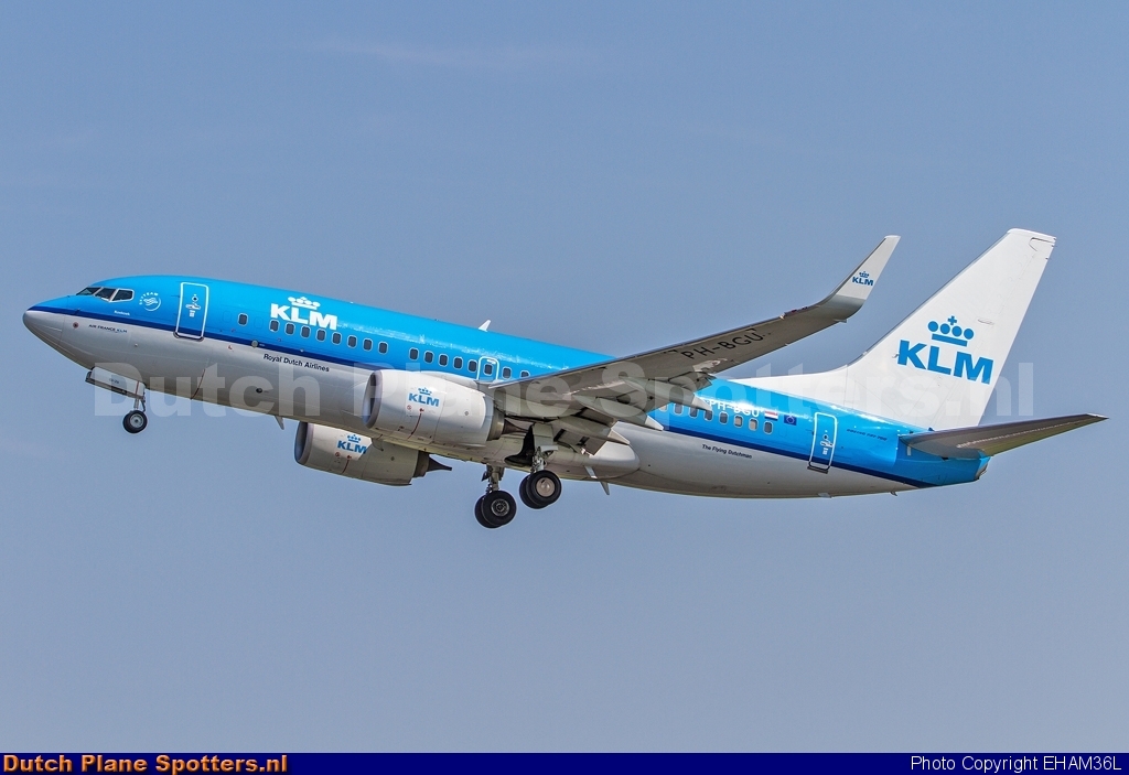 PH-BGU Boeing 737-700 KLM Royal Dutch Airlines by EHAM36L