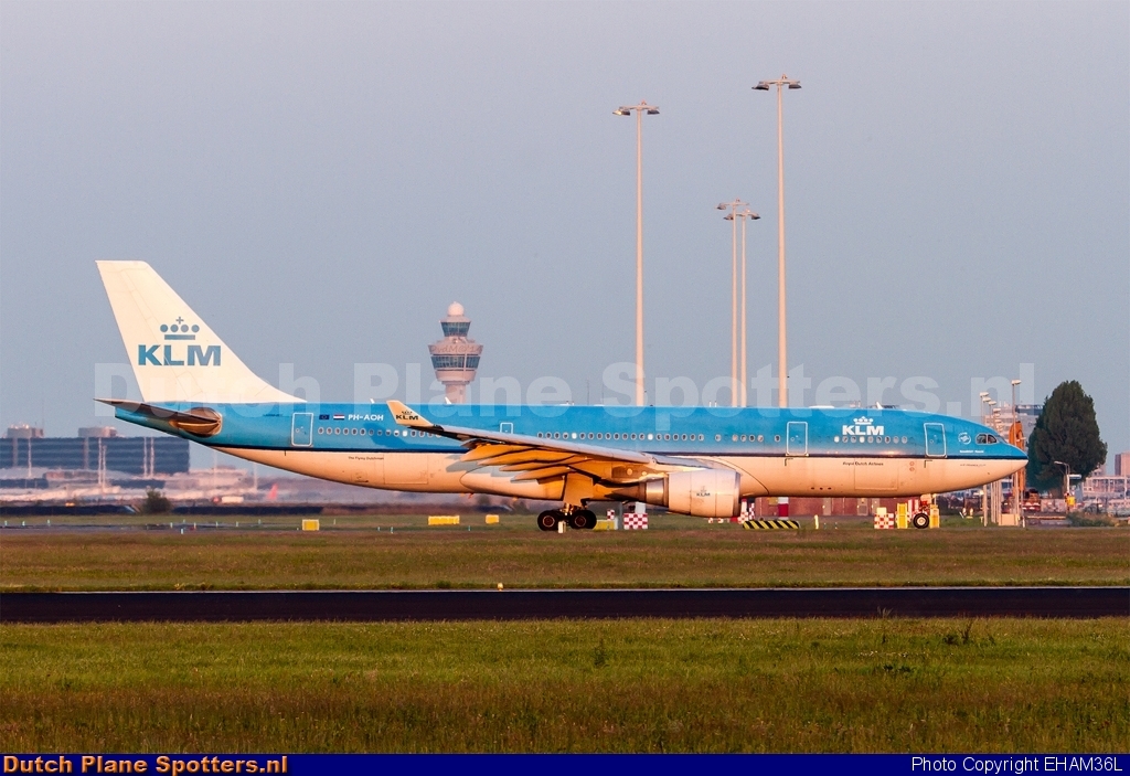 PH-AOH Airbus A330-200 KLM Royal Dutch Airlines by EHAM36L