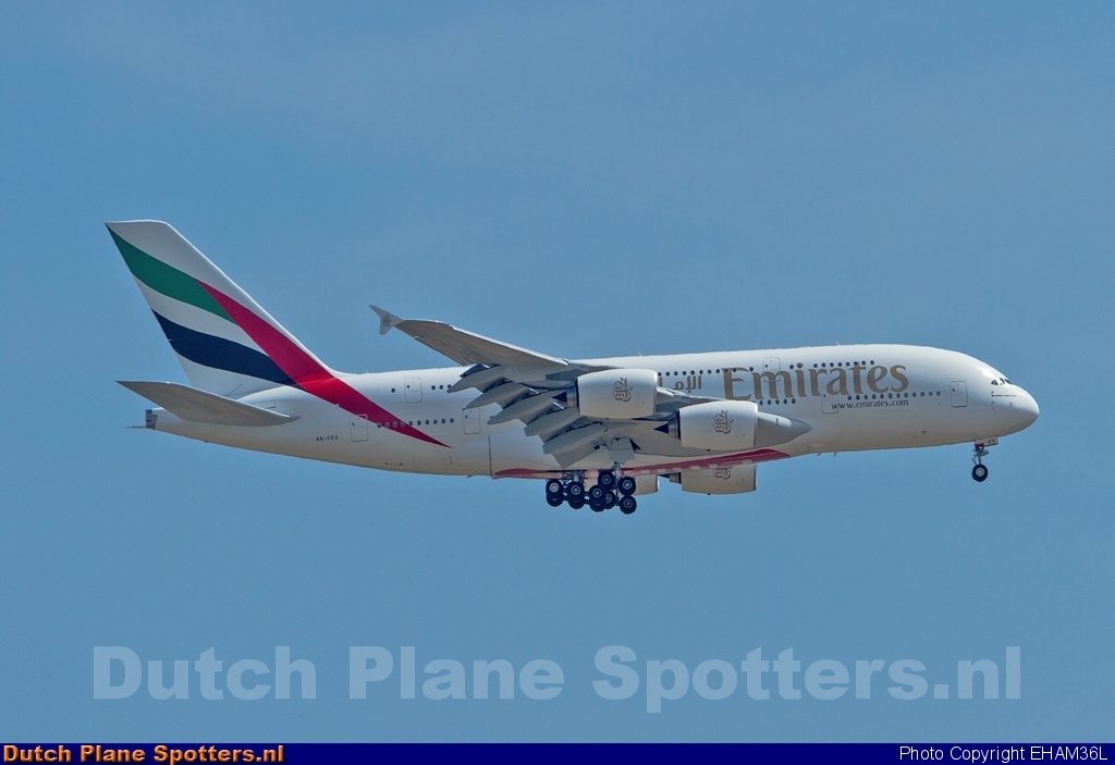 A6-EEX Airbus A380-800 Emirates by EHAM36L