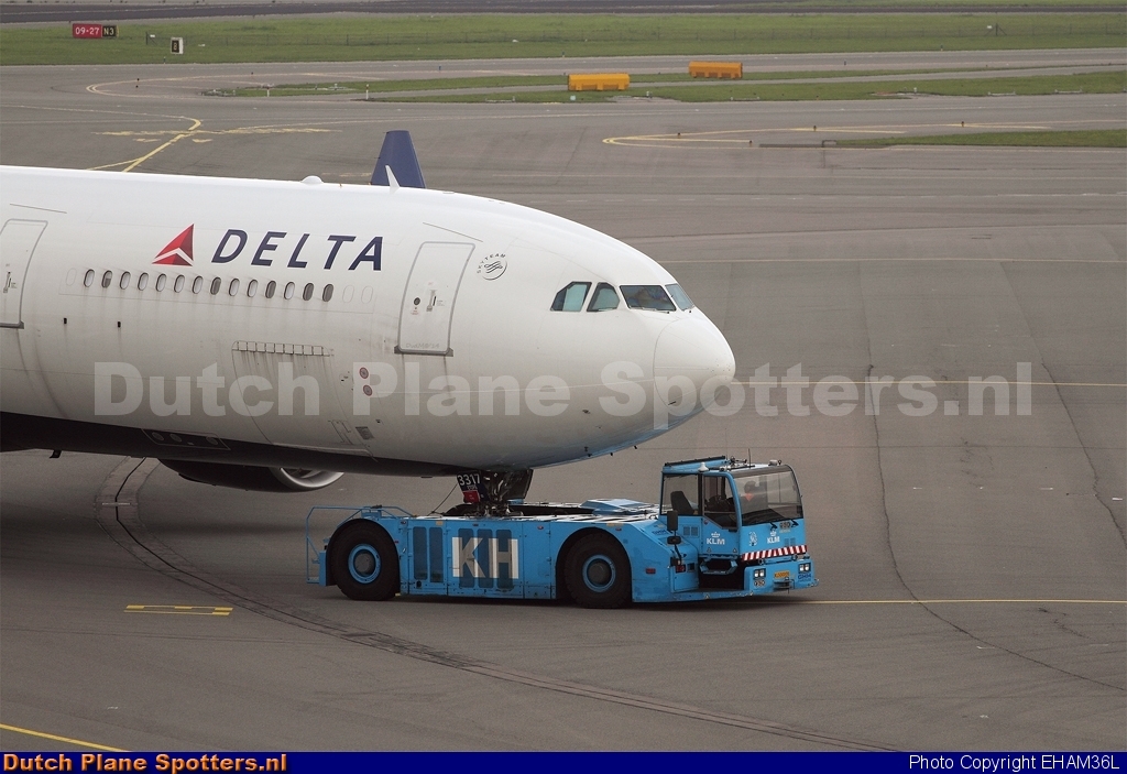 N817NW Airbus A330-300 Delta Airlines by EHAM36L