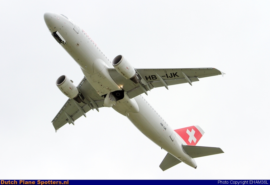 HB-IJK Airbus A320 Swiss International Air Lines by EHAM36L