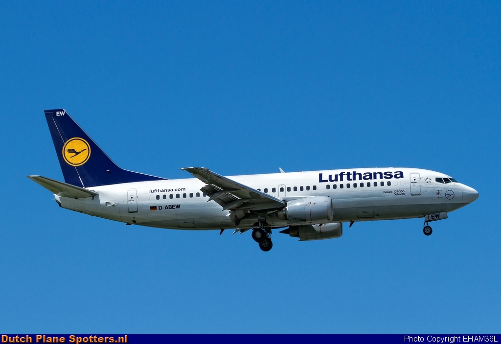 D-ABEW Boeing 737-300 Lufthansa by EHAM36L