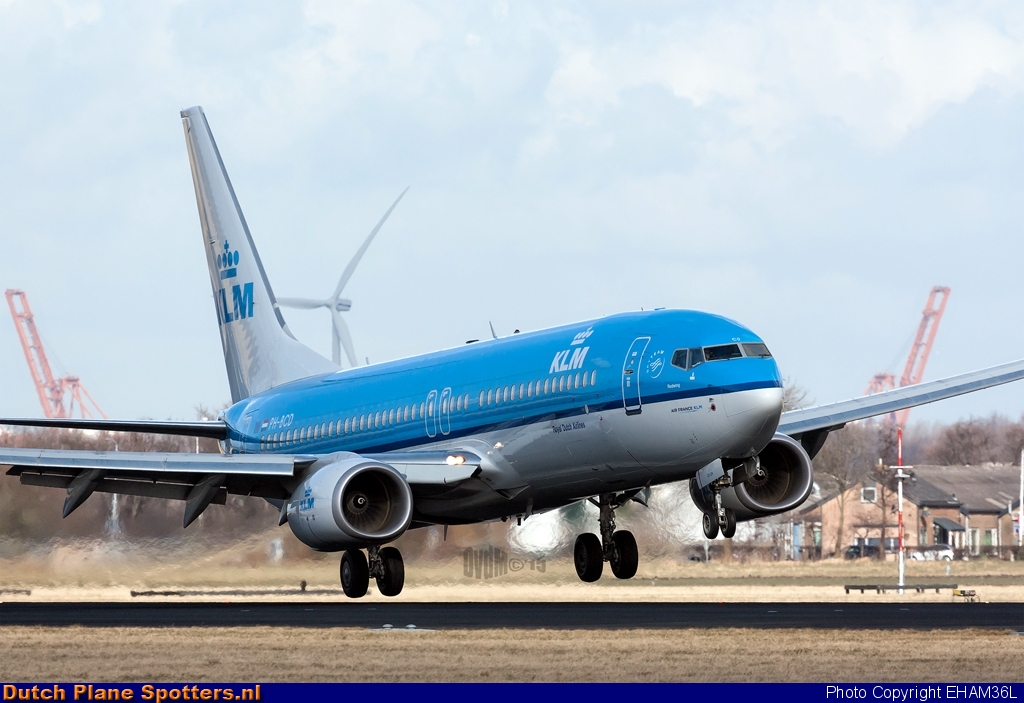 PH-BCD Boeing 737-800 KLM Royal Dutch Airlines by EHAM36L