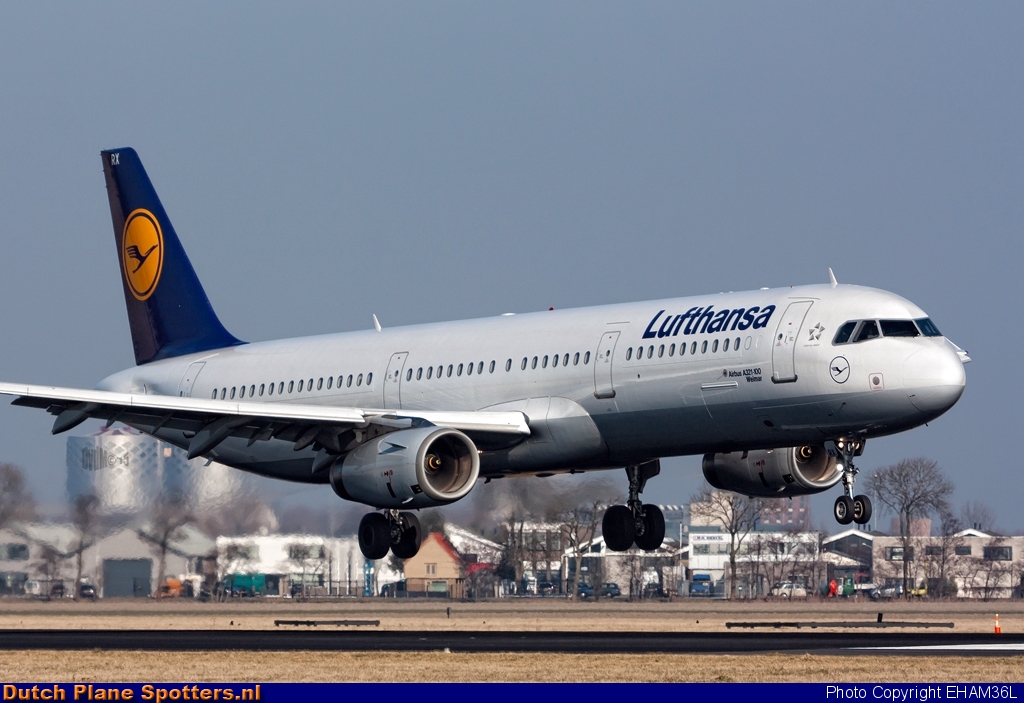 D-AIRX Airbus A321 Lufthansa by EHAM36L