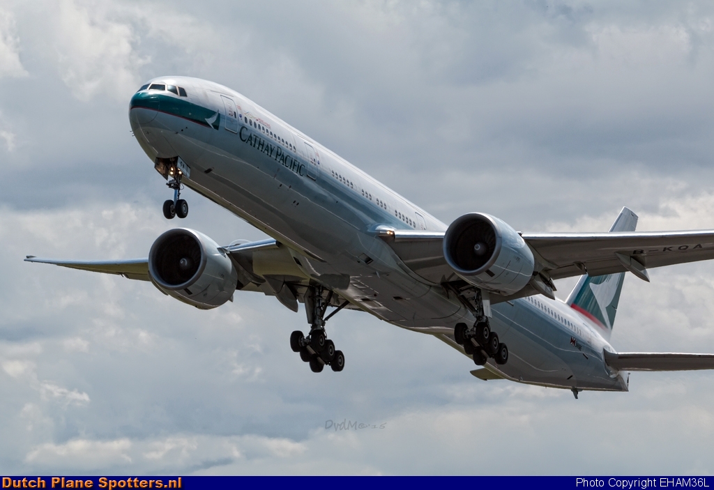 B-KQA Boeing 777-300 Cathay Pacific by EHAM36L