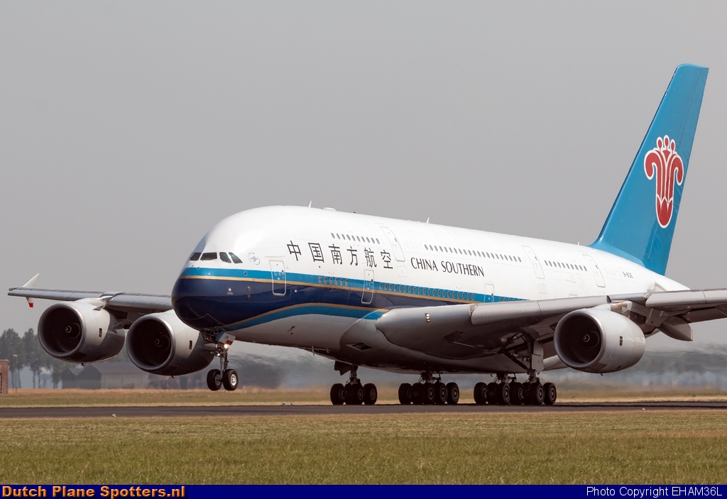 B-6136 Airbus A380-800 China Southern by EHAM36L