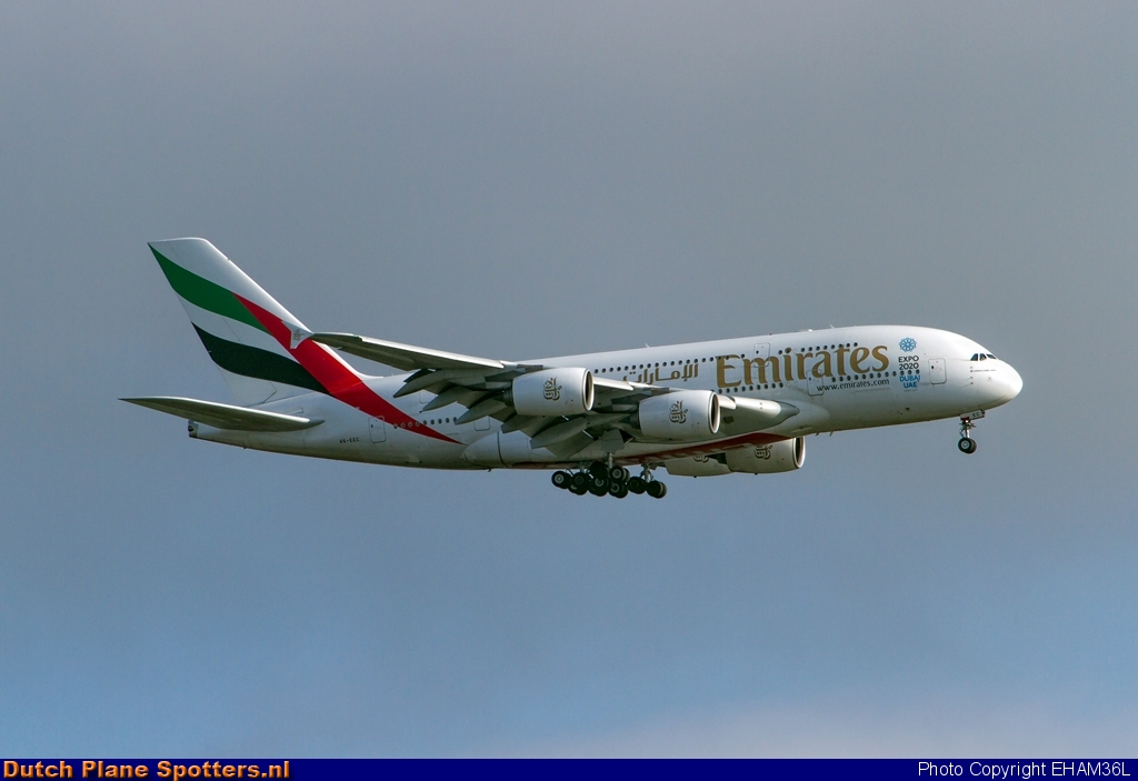 A6-EEC Airbus A380-800 Emirates by EHAM36L