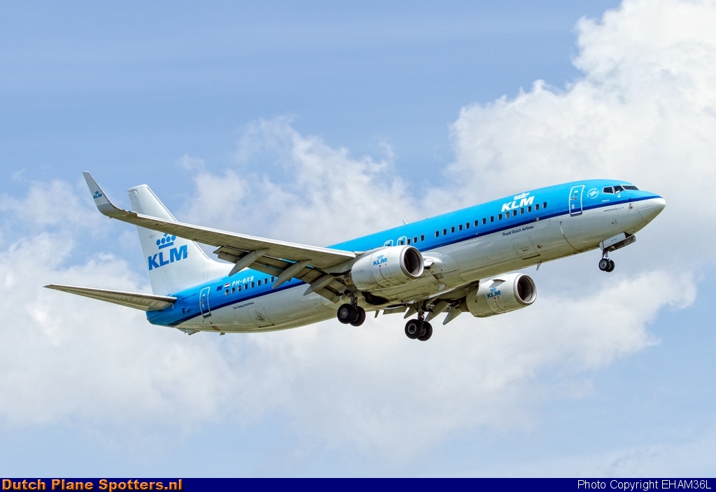 PH-BXB Boeing 737-800 KLM Royal Dutch Airlines by EHAM36L