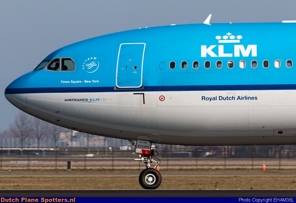 PH-AKA Airbus A330-300 KLM Royal Dutch Airlines by EHAM36L