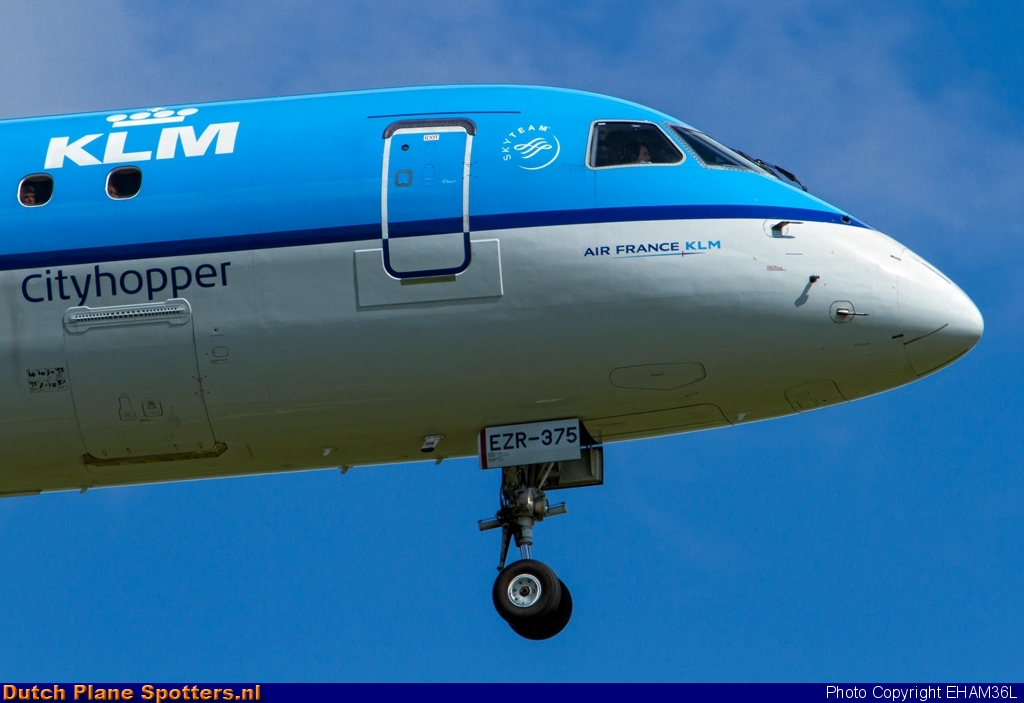 PH-EZR Embraer 190 KLM Cityhopper by EHAM36L
