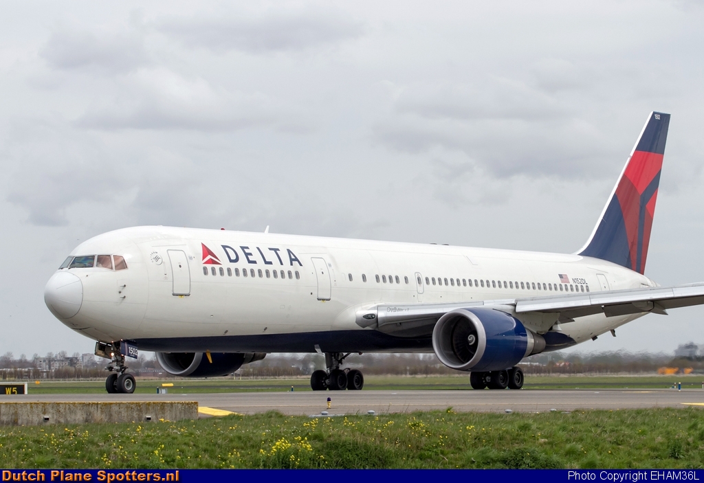 N152DL Boeing 767-300 Delta Airlines by EHAM36L