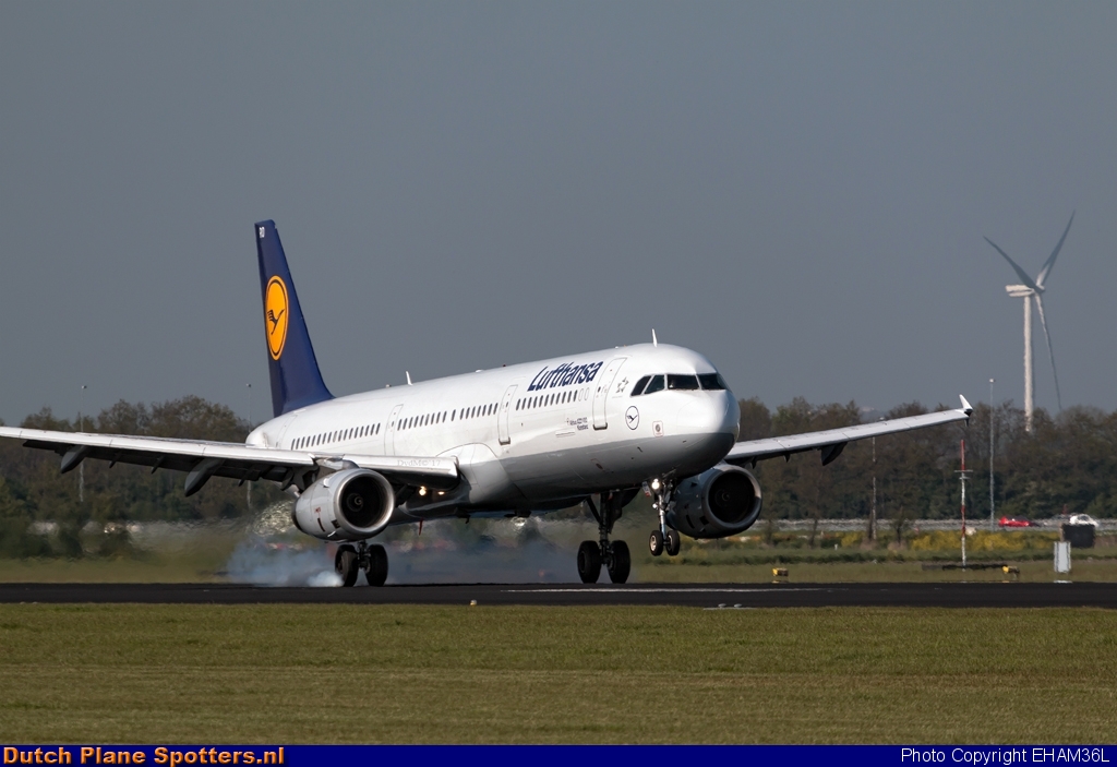 D-AIRO Airbus A321 Lufthansa by EHAM36L