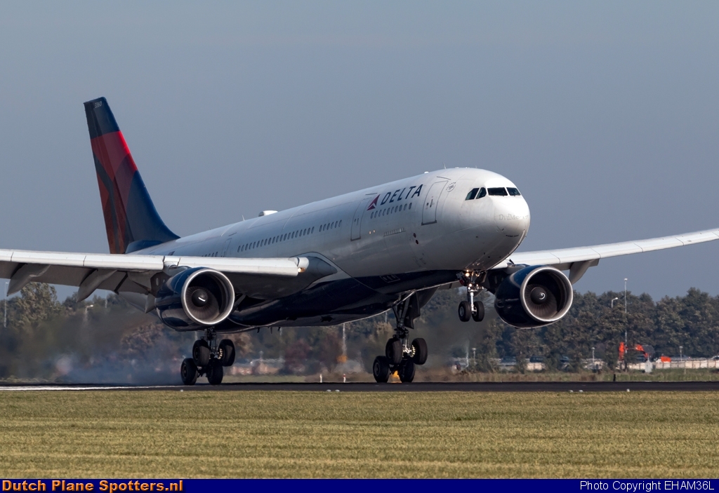 N860NW Airbus A330-200 Delta Airlines by EHAM36L