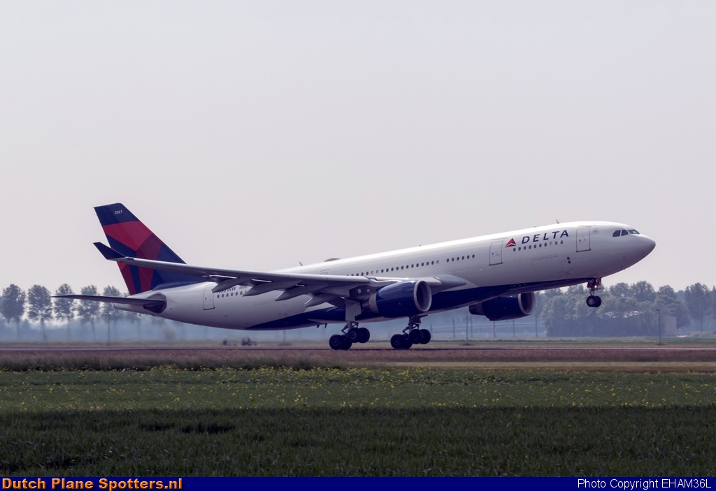 N861NW Airbus A330-200 Delta Airlines by EHAM36L
