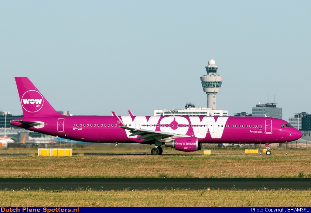 TF-CAT Airbus A321 WOW air by EHAM36L