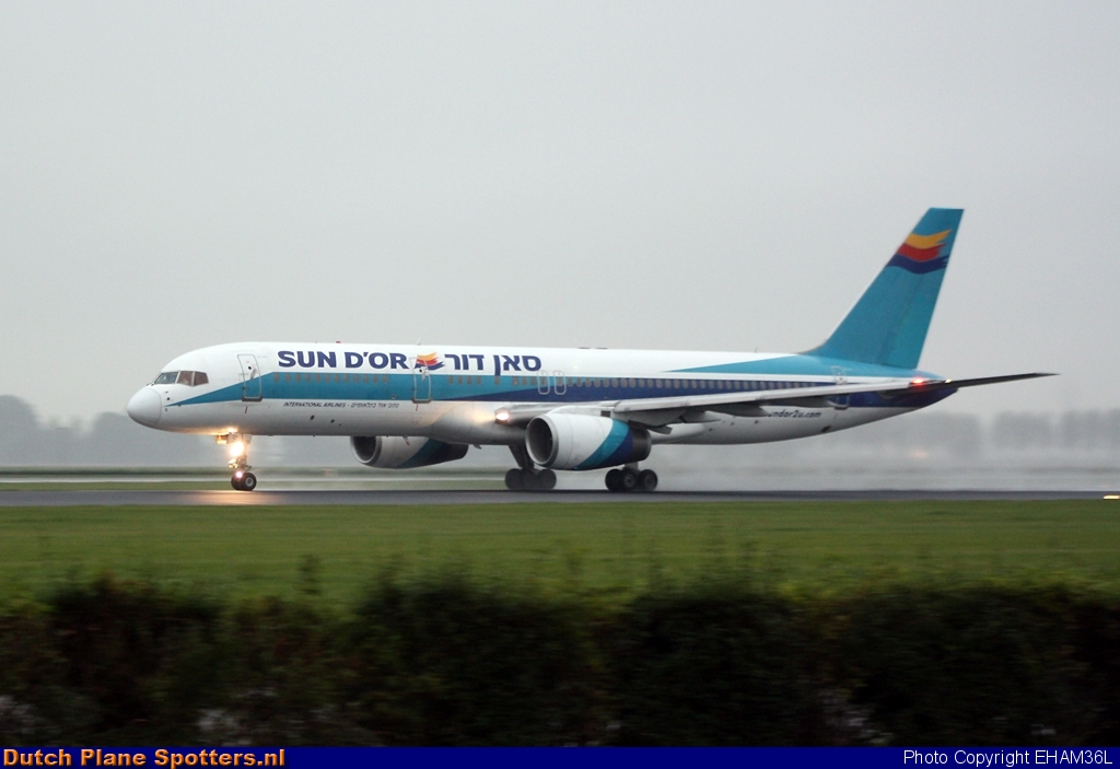 4X-EBS Boeing 757-200 Sun d'Or by EHAM36L