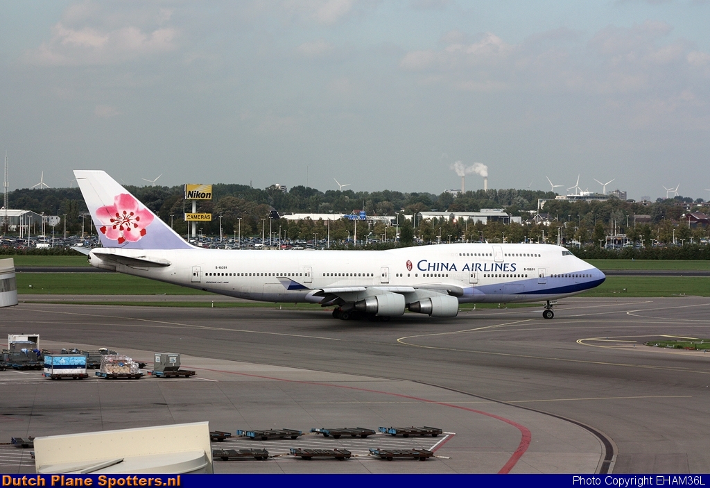 B-18201 Boeing 747-400 China Airlines by EHAM36L