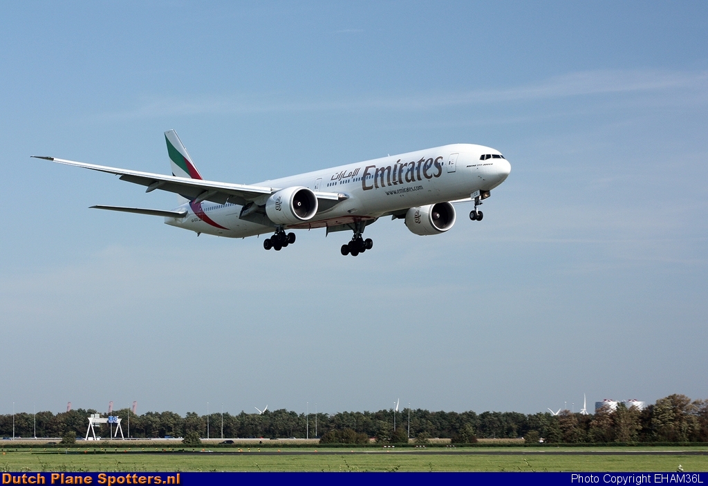 A6-ECG Boeing 777-300 Emirates by EHAM36L