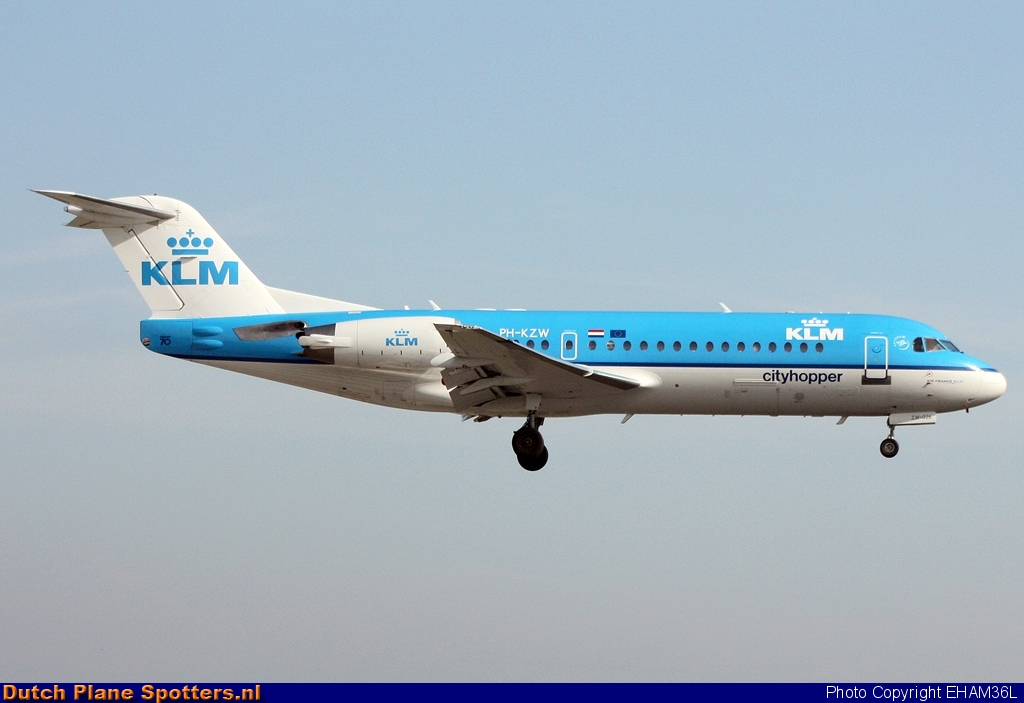 PH-KZW Fokker 70 KLM Cityhopper by EHAM36L