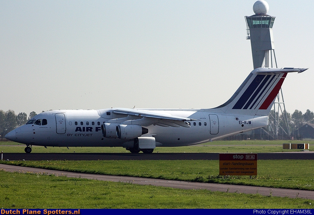 EI-RJW BAe 146 Cityjet (Air France) by EHAM36L