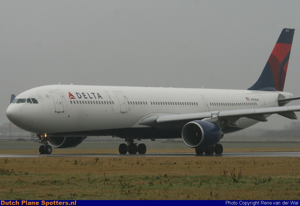 N819NW Airbus A330-300 Delta Airlines by Rene van der Wal