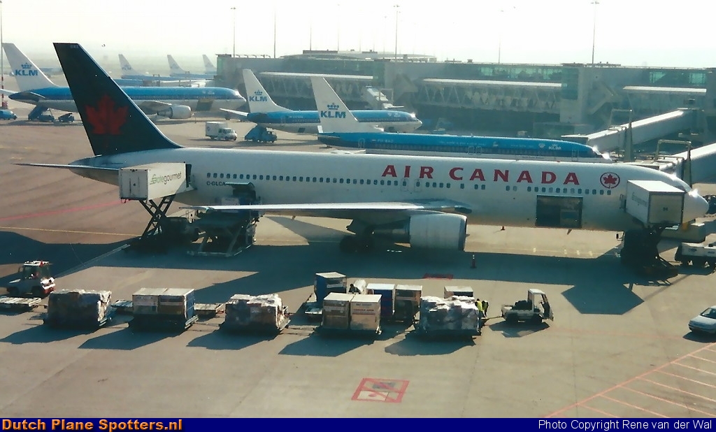 C-GLCA Boeing 767-300 Air Canada by Rene van der Wal