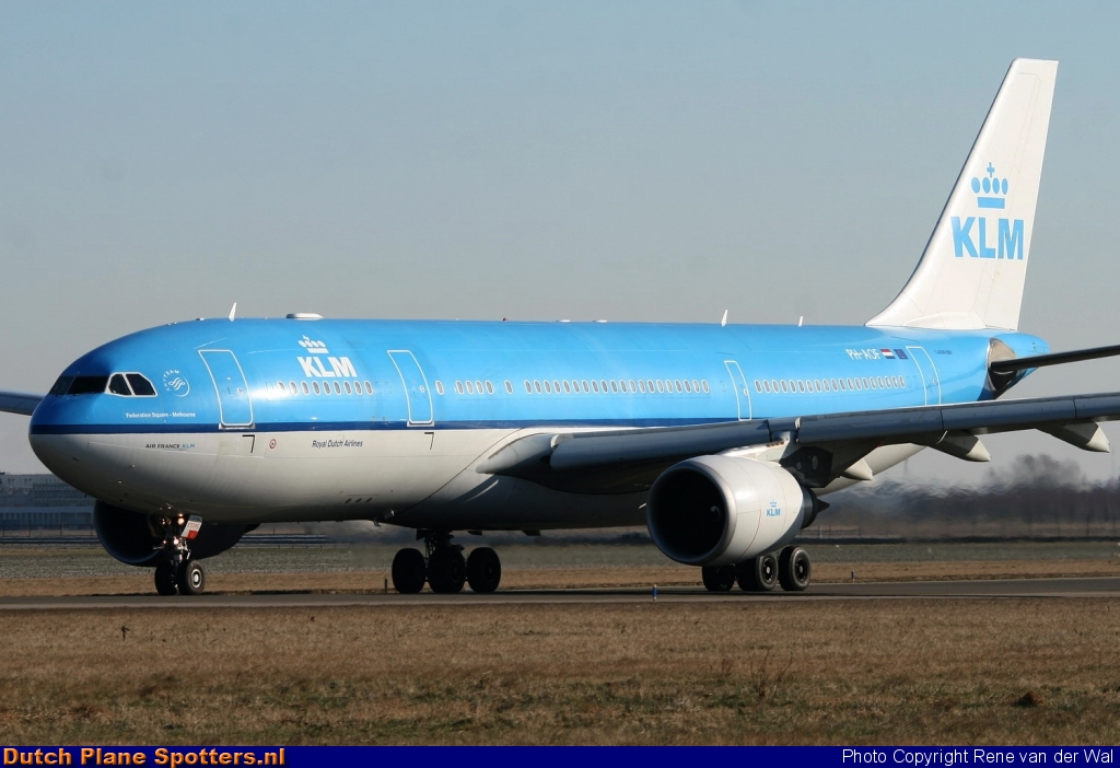 PH-AOF Airbus A330-200 KLM Royal Dutch Airlines by Rene van der Wal