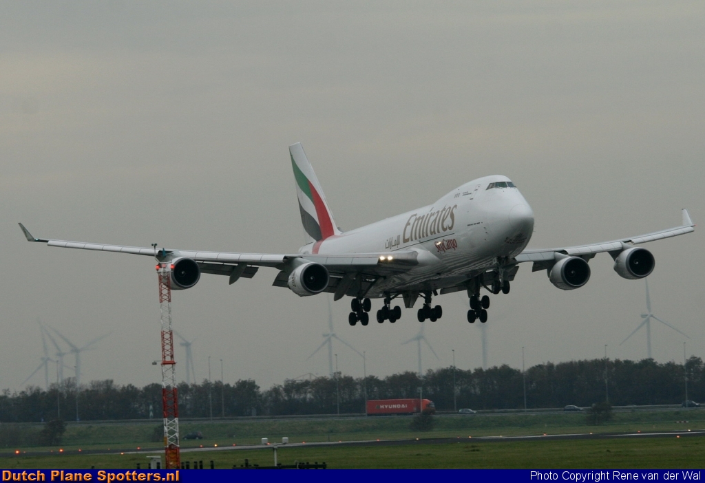 N497MC Boeing 747-400 Emirates Sky Cargo by Rene van der Wal