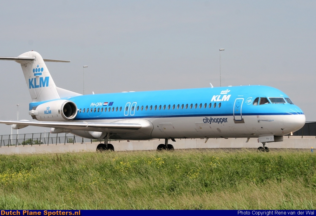 PH-OFM Fokker 100 KLM Cityhopper by Rene van der Wal