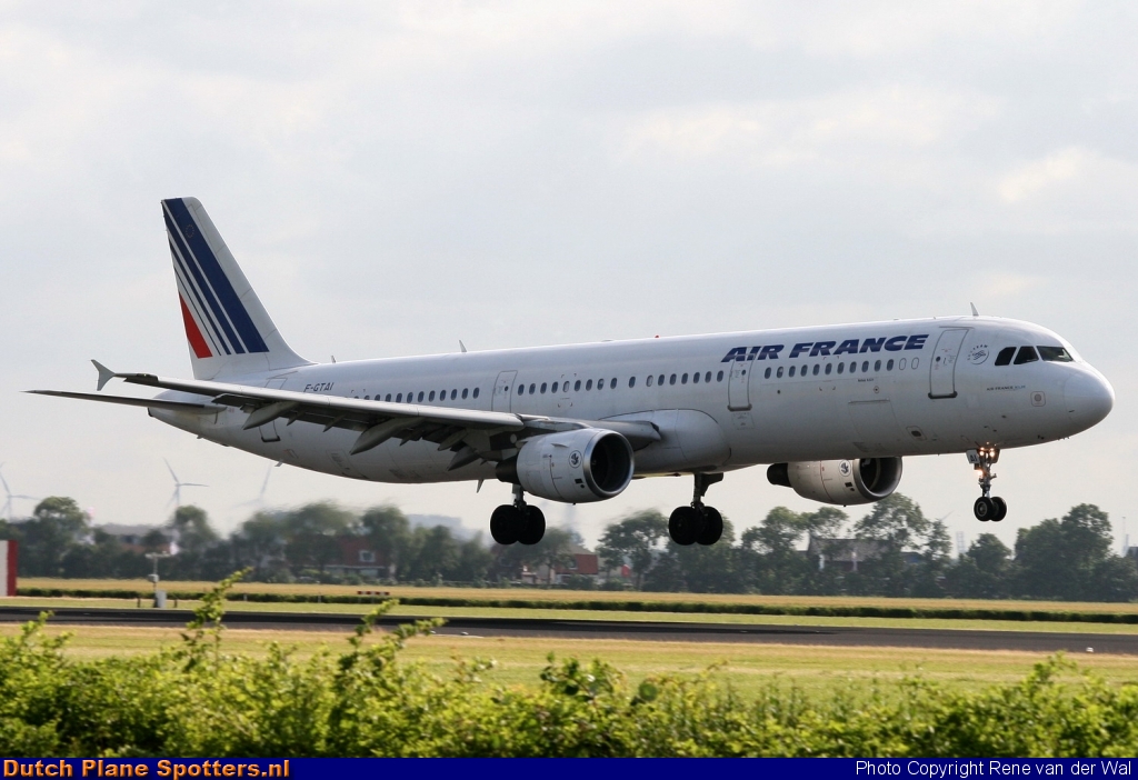 F-GTAI Airbus A321 Air France by Rene van der Wal