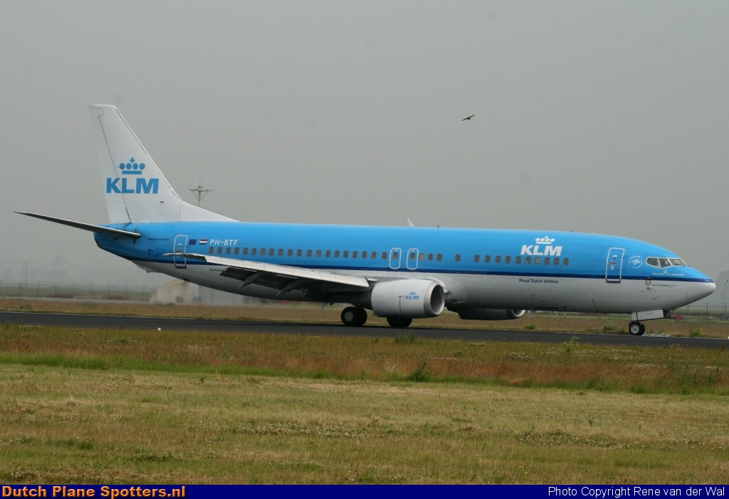 PH-BTF Boeing 737-400 KLM Royal Dutch Airlines by Rene van der Wal