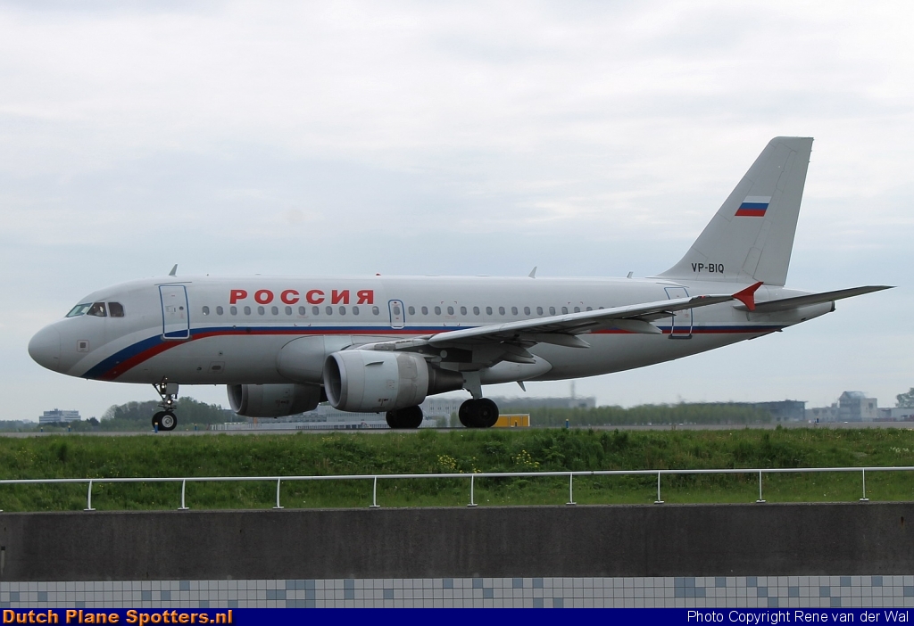VP-BIQ Airbus A319 Rossiya Airlines by Rene van der Wal